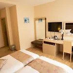 Scallop Self Check-in 4* Zadar