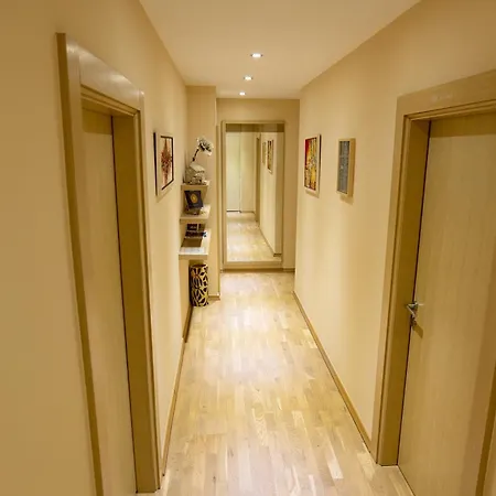 Scallop Self Check-in 4*